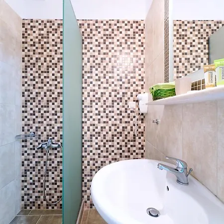 Apartament Neorion *