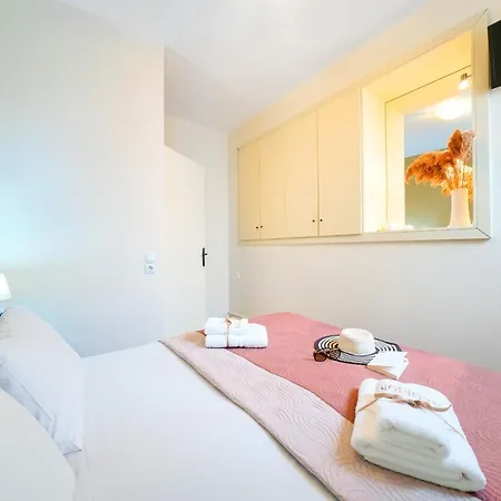 Apartament Neorion *