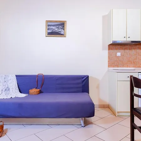 Neorion * يميناريا